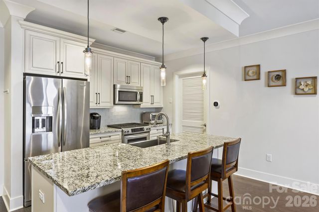 222 S Caldwell Street 1708, Charlotte, NC 28202