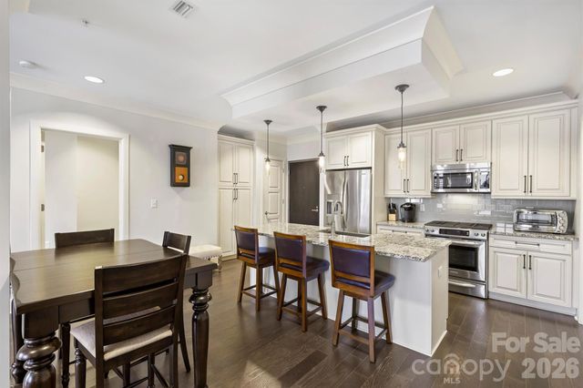 222 S Caldwell Street 1708, Charlotte, NC 28202