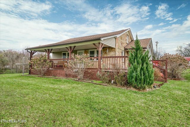 2095 Rickman Rd, Livingston, TN 38570