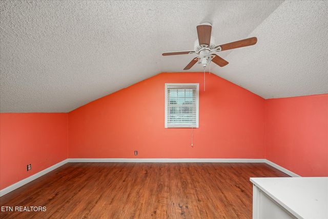 2095 Rickman Rd, Livingston, TN 38570