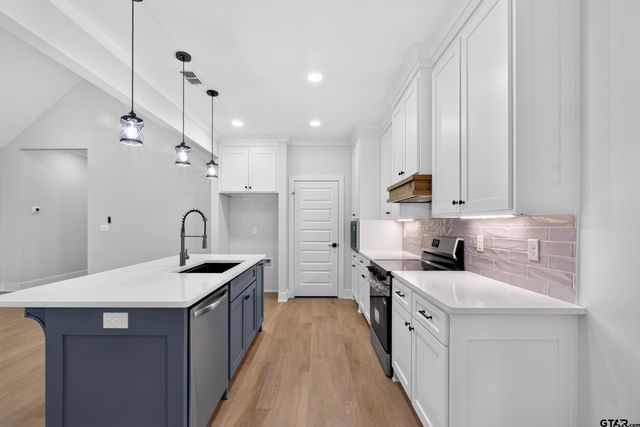 540 Caroline Bend, Bullard, TX 75757
