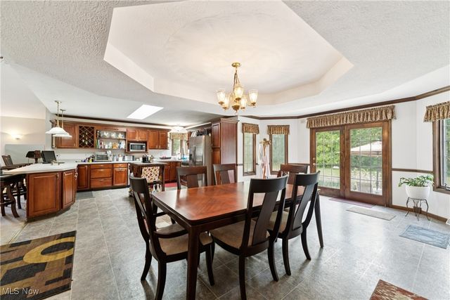 40000 Myrtle Court, Elyria, OH 44035