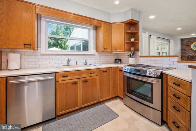 921 PATRIOT DR, Lansdale, PA 19446