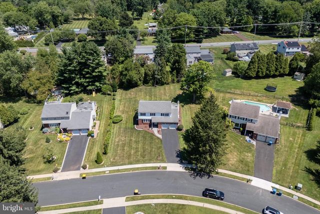 921 PATRIOT DR, Lansdale, PA 19446
