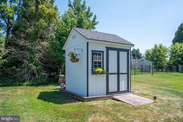 921 PATRIOT DR, Lansdale, PA 19446