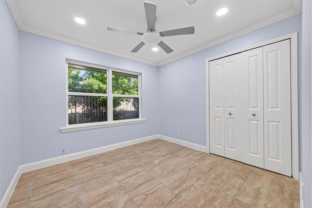 6846 Beechnut Street, Houston, TX 77074