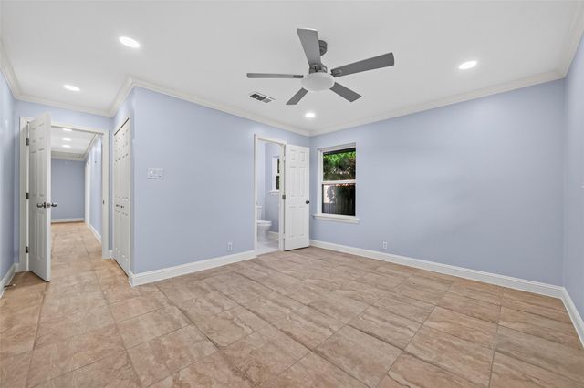 6846 Beechnut Street, Houston, TX 77074