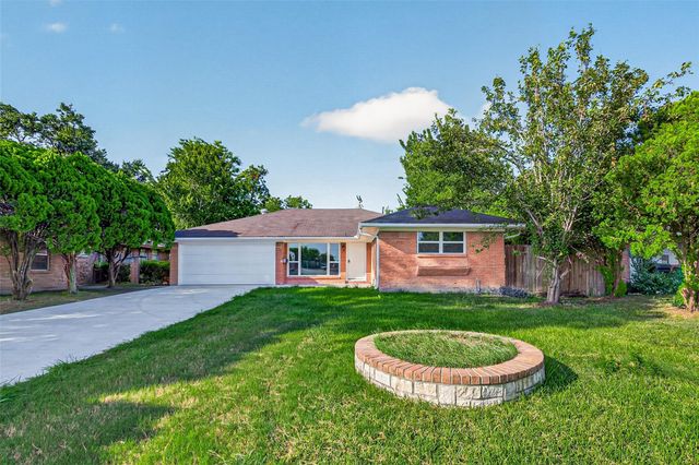 6846 Beechnut Street, Houston, TX 77074