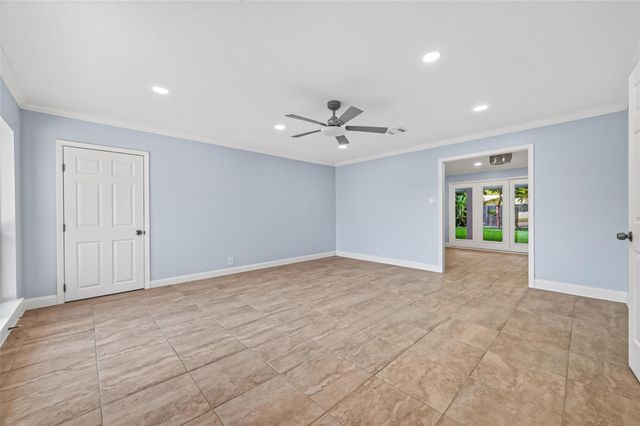 6846 Beechnut Street, Houston, TX 77074