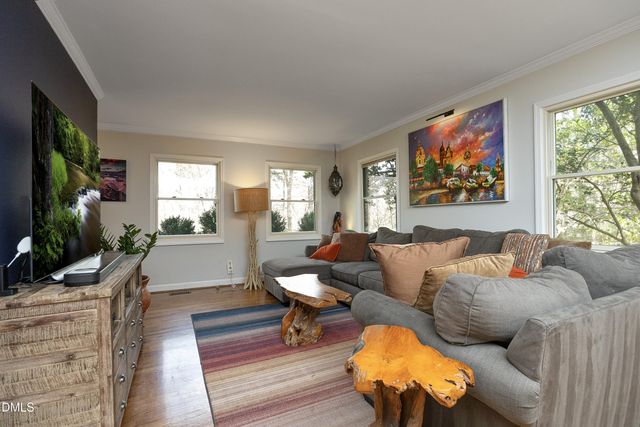 506 Bayberry Drive, Chapel Hill, NC 27517