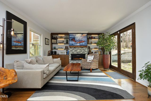 506 Bayberry Drive, Chapel Hill, NC 27517