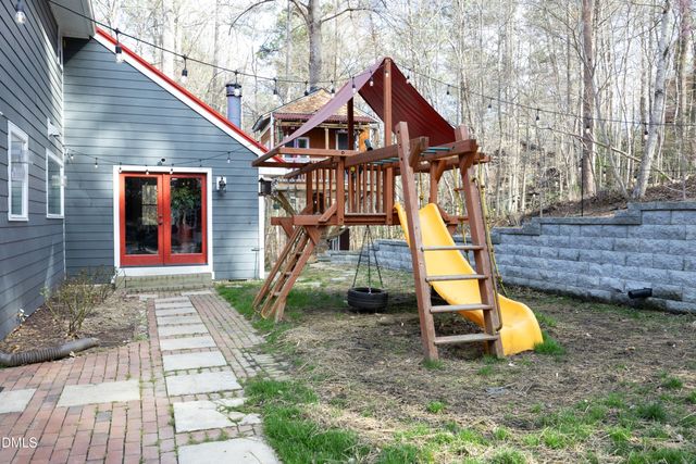 506 Bayberry Drive, Chapel Hill, NC 27517