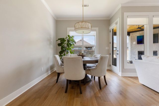 24 Mountain Brook Road, Little Rock, AR 72223