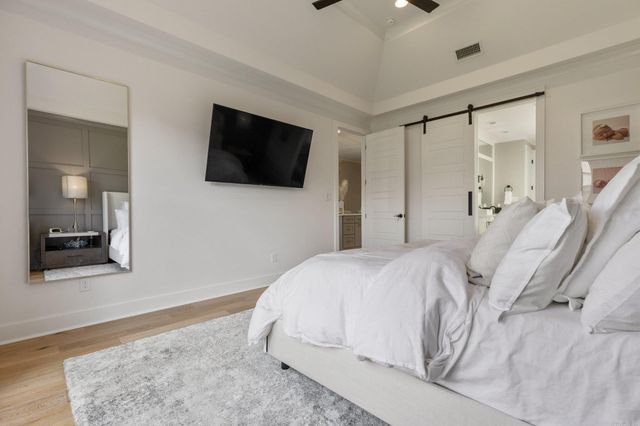 24 Mountain Brook Road, Little Rock, AR 72223