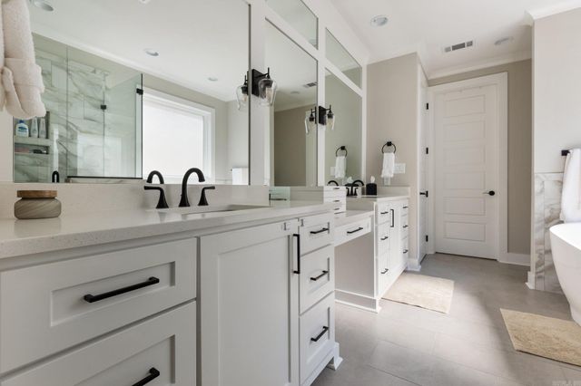 24 Mountain Brook Road, Little Rock, AR 72223