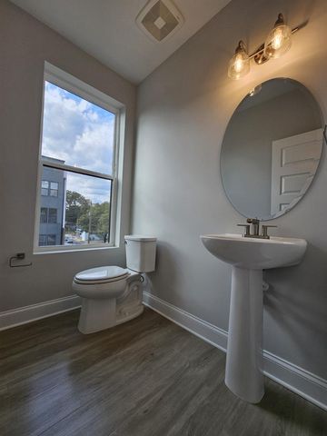 1202 Coach Sta Alley, Raleigh, NC 27601