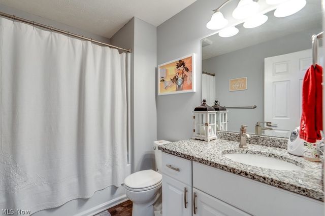 2904 Pepper Hill Circle, Akron, OH 44312