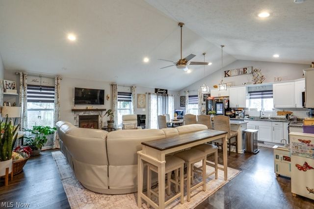 2904 Pepper Hill Circle, Akron, OH 44312