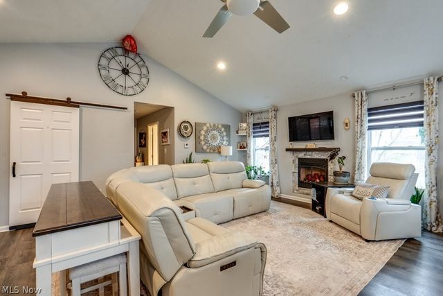 2904 Pepper Hill Circle, Akron, OH 44312