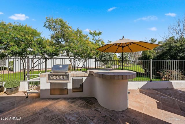 8095 E CORTEZ Drive, Scottsdale, AZ 85260