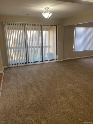 16150 N Park Drive 201, Southfield, MI 48075