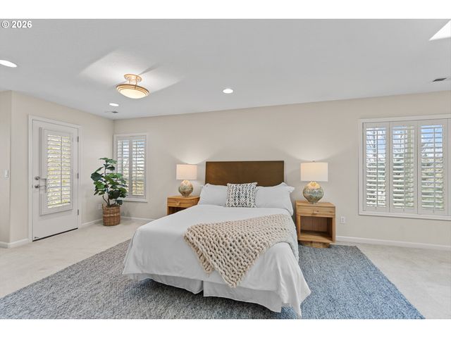 4 NORTHVIEW Ct, Lake Oswego, OR 97035