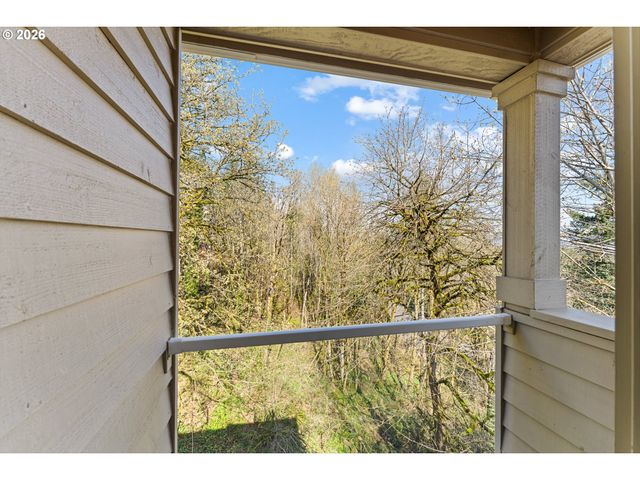 4 NORTHVIEW Ct, Lake Oswego, OR 97035