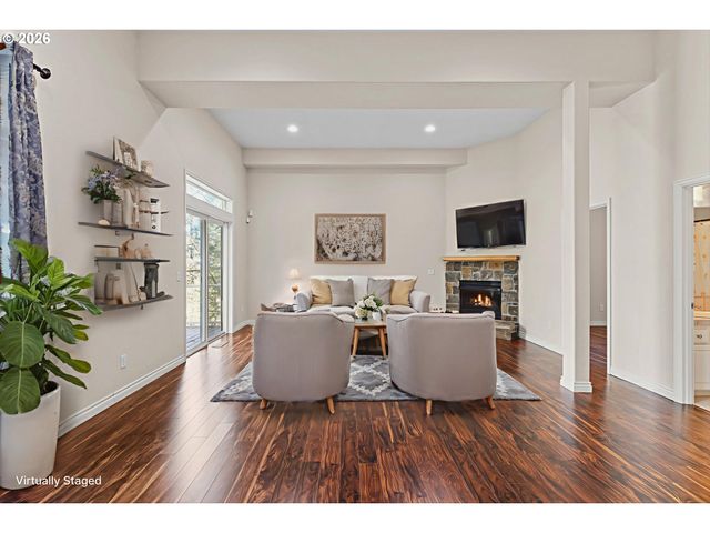 4 NORTHVIEW Ct, Lake Oswego, OR 97035