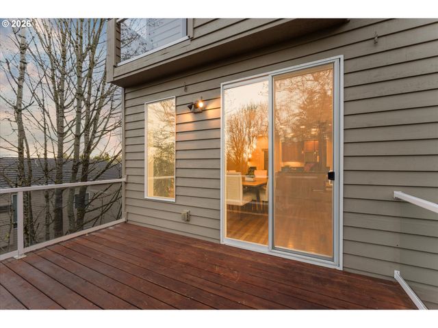 4 NORTHVIEW Ct, Lake Oswego, OR 97035