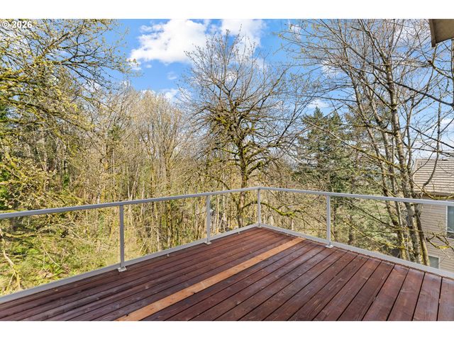 4 NORTHVIEW Ct, Lake Oswego, OR 97035