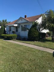 2125 nadeau Road, Frenchtown Twp, MI 48162