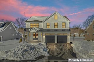 118 Sage Lane, Portsmouth, NH 03801