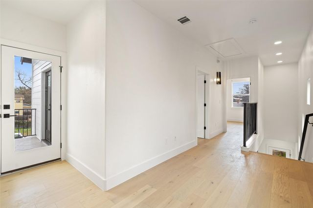 1212 Poquito ST, Austin, TX 78702