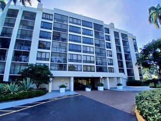 5951 Wellesley Park Dr 201, Boca Raton, FL 33433