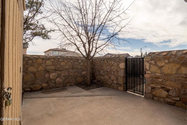 13745 Paseo Del Mar Drive, Horizon City, TX 79928