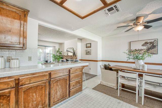 1204 Fedora Avenue, Clovis, CA 93612