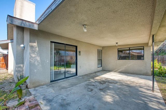 1204 Fedora Avenue, Clovis, CA 93612