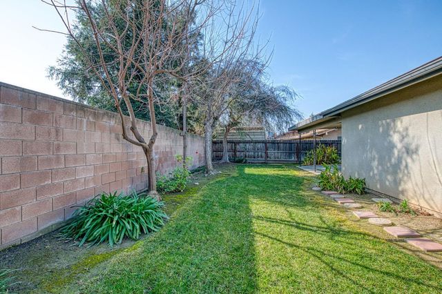 1204 Fedora Avenue, Clovis, CA 93612