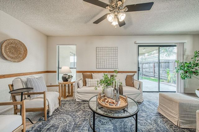 1204 Fedora Avenue, Clovis, CA 93612