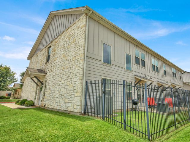 1600 Airedale RD 2601, Austin, TX 78748