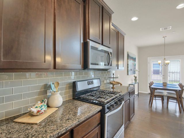 1600 Airedale RD 2601, Austin, TX 78748