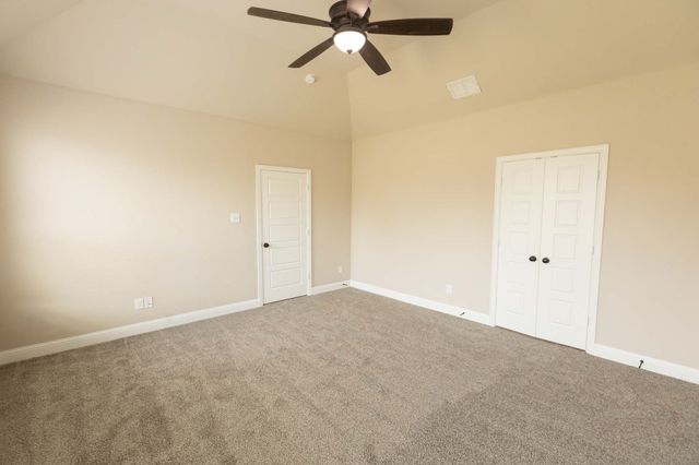 1749 Stillwater Drive, Burleson, TX 76028
