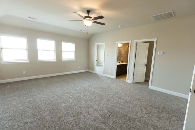 1749 Stillwater Drive, Burleson, TX 76028