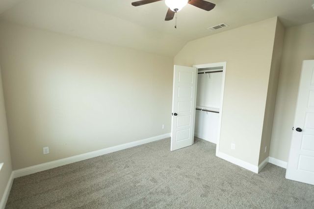 1749 Stillwater Drive, Burleson, TX 76028