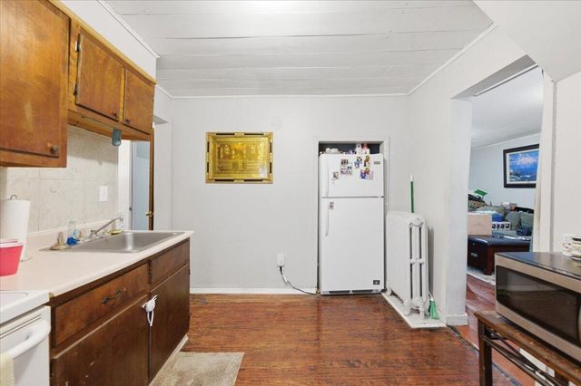 713 MADISON Avenue, Council Bluffs, IA 51503