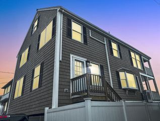 178 Foster Ave, Marshfield, MA 02050