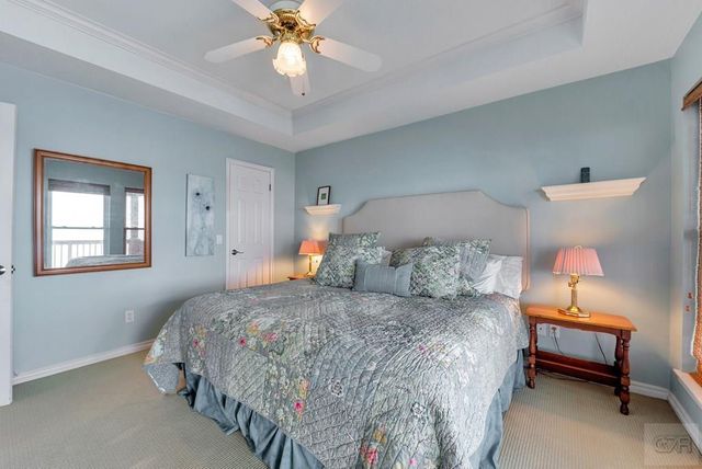 247 Isles End Road, Tiki Island, TX 77554