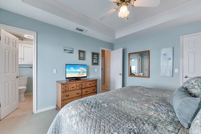 247 Isles End Road, Tiki Island, TX 77554