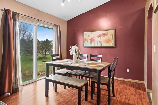 19941 Calgary Trail, Farmington, MN 55024