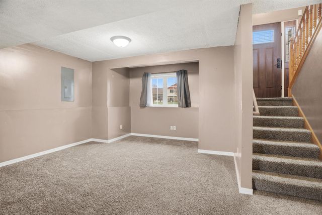 19941 Calgary Trail, Farmington, MN 55024